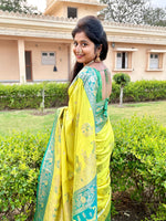 Load image into Gallery viewer, Elegant Lime Green & Peacock Yellow Banarasi Silk Saree with Traditional Motifs Jacquard Saree by Magnite (2.Vibrant Jacquard)