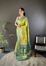 Load image into Gallery viewer, Peacock