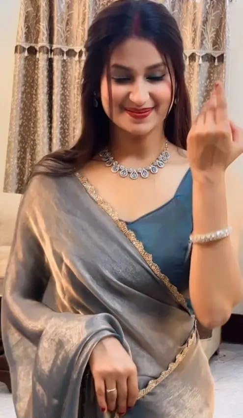 MAGNITE Women's Soft Fandy Cruch Chiffon Saree With Hand Work Lace Boarder & Comes With Unstitched Blouse Piece