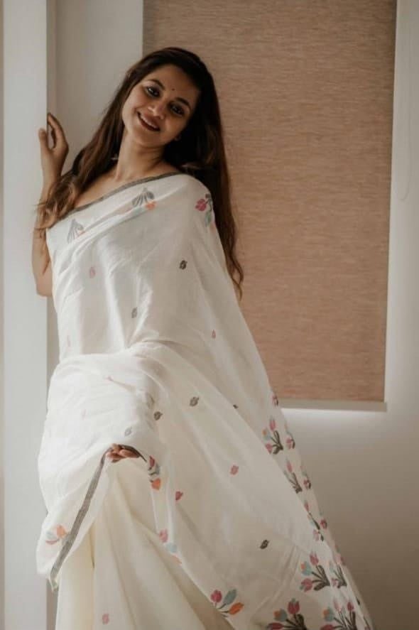 White Multicolour Cotton Linen Printed Saree With Blouse Piece  - Magnite (SE-1106)