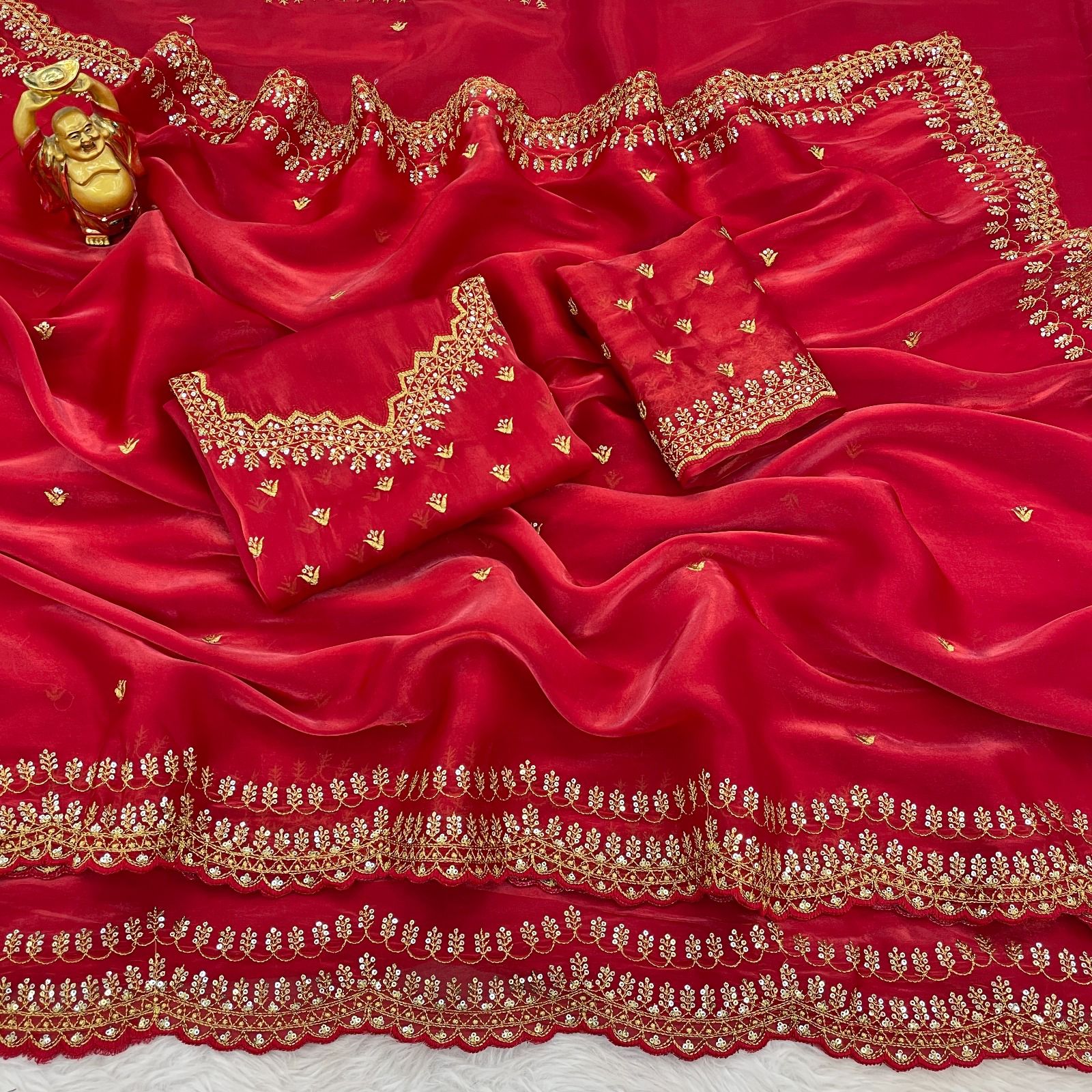 Dazzling Sequins Saree by Magnite 🌸