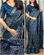 Load image into Gallery viewer, New Kalamkari Print Saree With Sequin &amp; Zari Boder &amp; Tussles in Pallu With Printed Blouse
